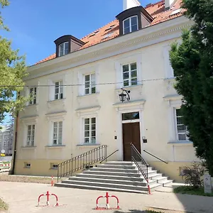 Na Dlugiej Varsovia